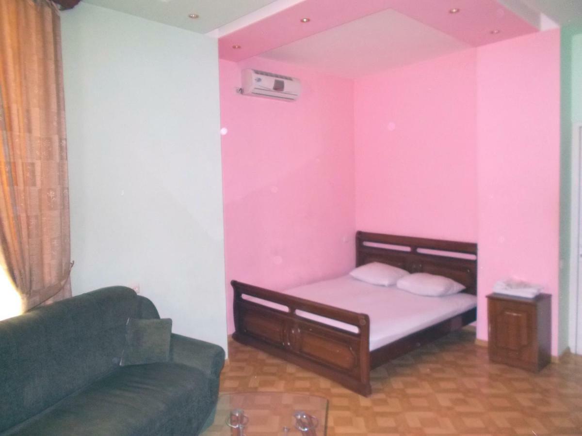 Manand Hotel Erévan Extérieur photo
