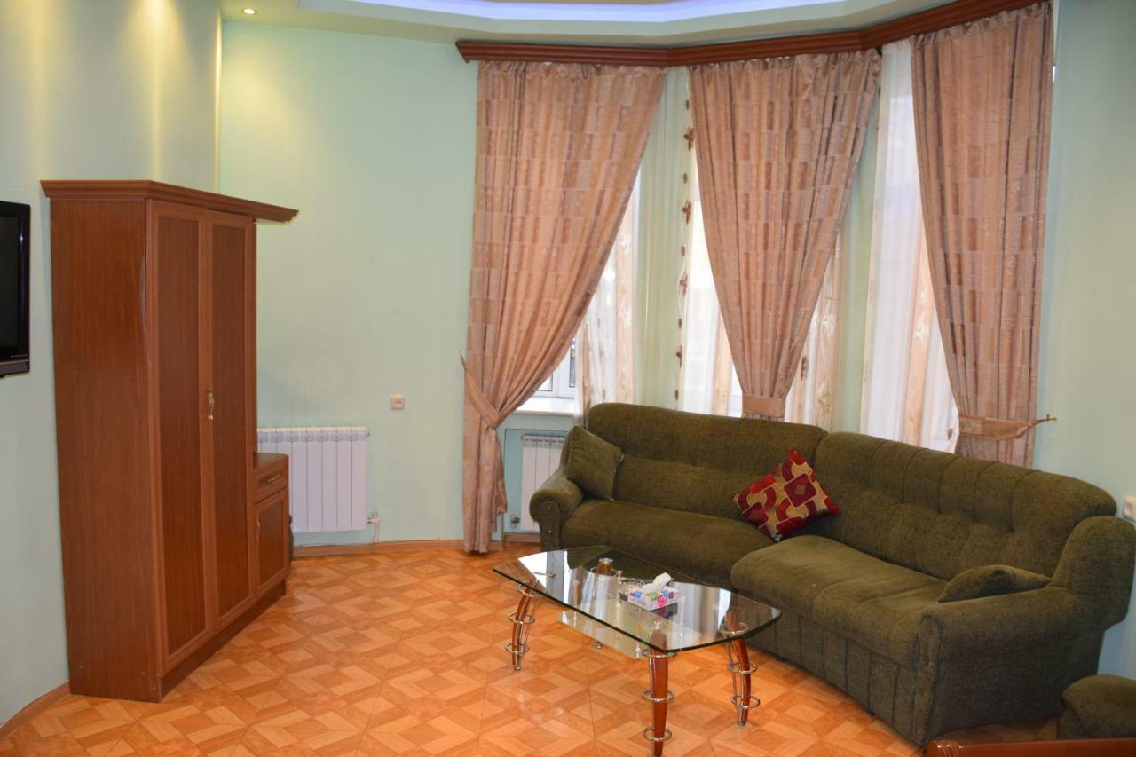 Manand Hotel Erévan Extérieur photo
